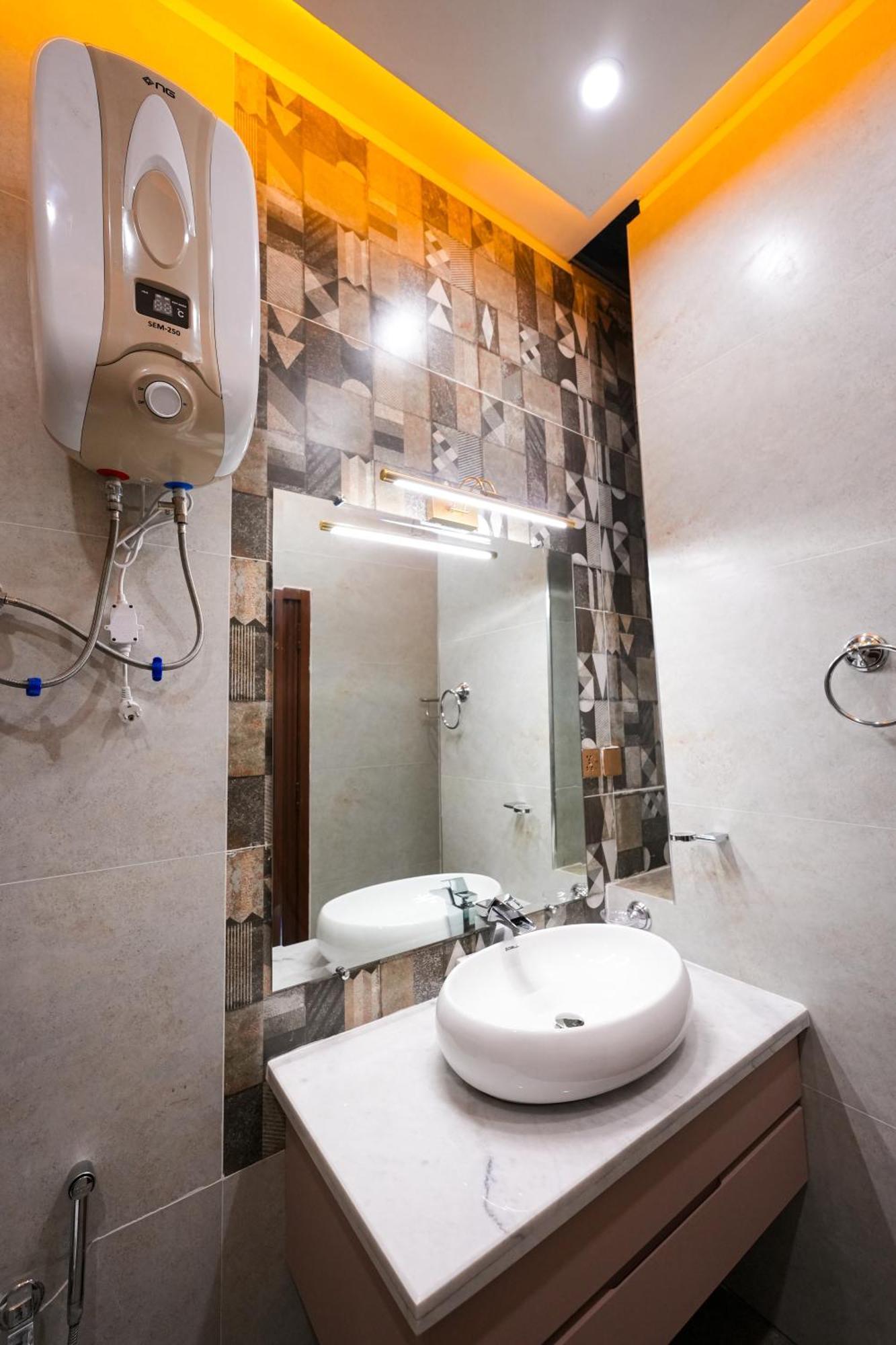 Pavilion Suites - Premium Aparthotel In Bahria Town Rawalpindi Exterior foto